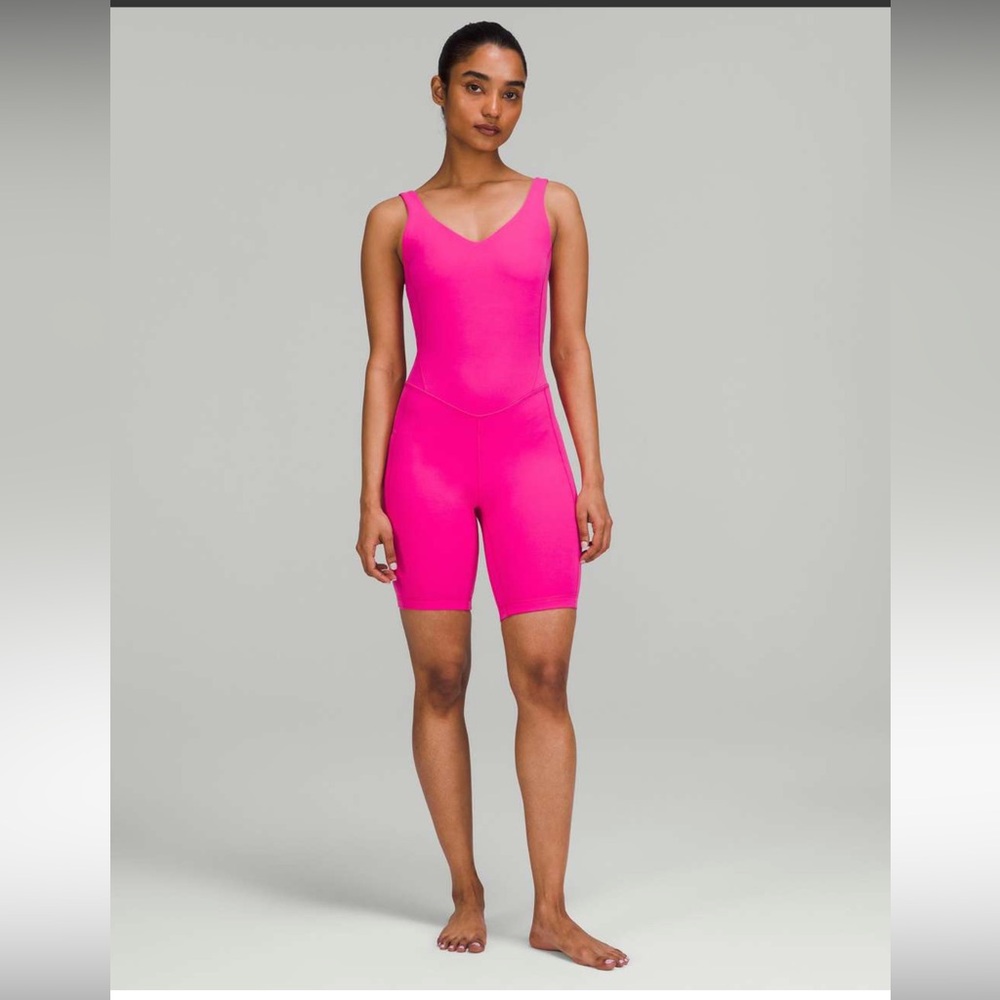 Lululemon Align Onesie 6”
Sonic Pink